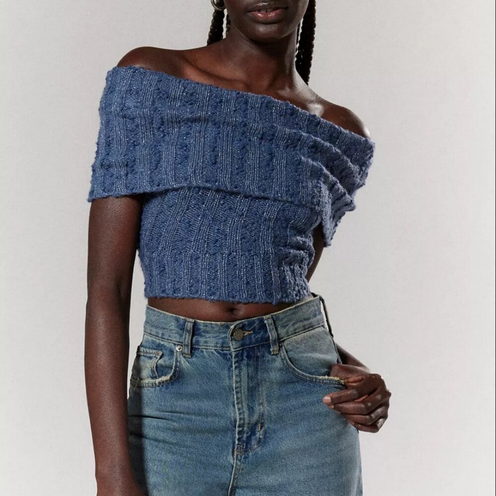 NWOT Urban Outfitters Silence + Noise Starlet Off-The-Shoulder Knit Top